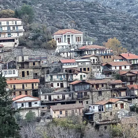 Pitharia