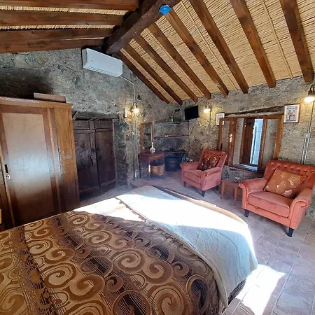 Casa rural Pitharia Askas