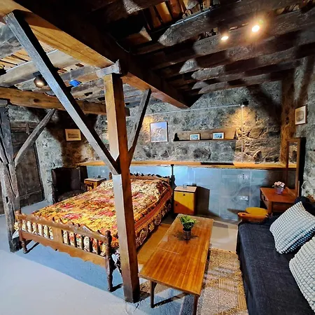 Casa rural Pitharia *