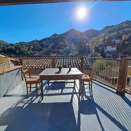 Pitharia Country house
